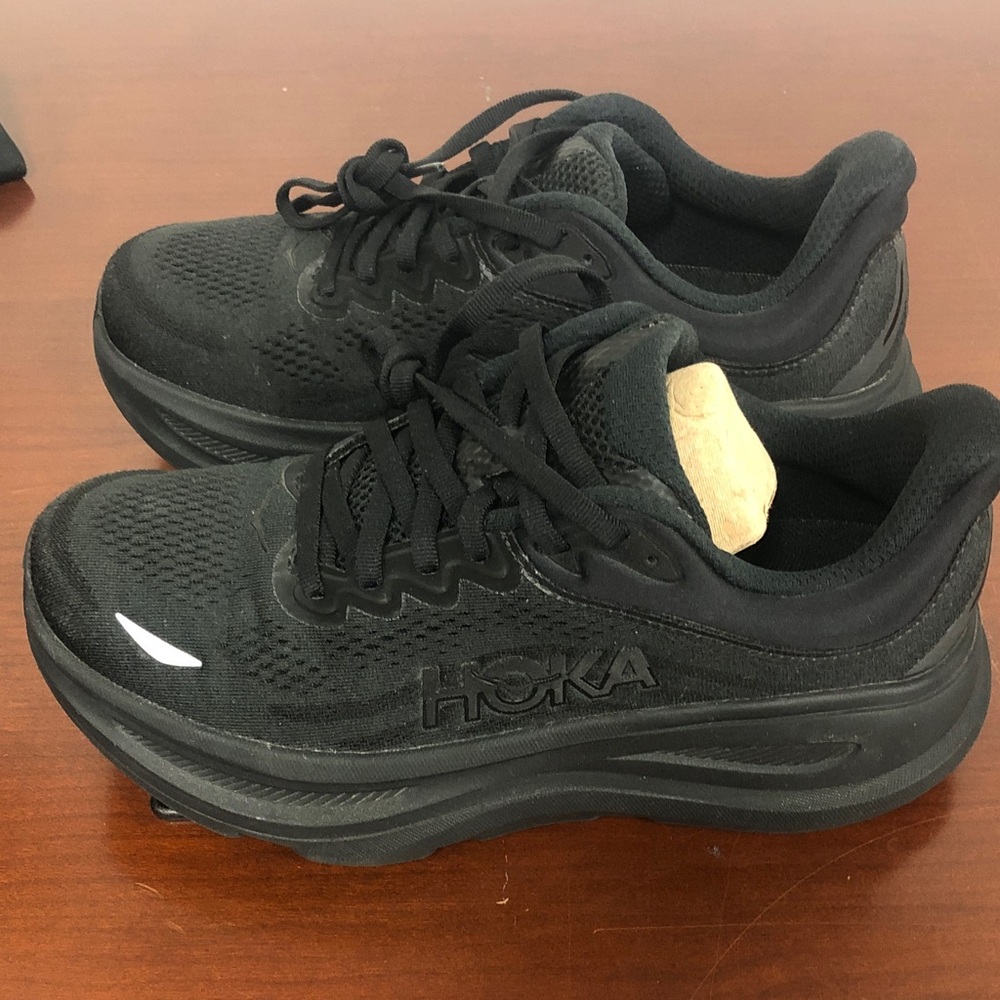 Women’s Hoka Bondi 9  All-Black Cushioning Running Sneakers Sz 7D